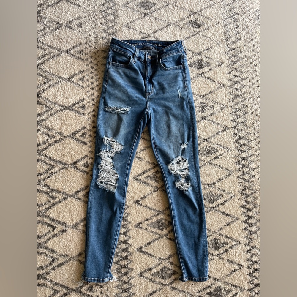 Distressed AE Jeggings SZ-2S - Picture 2 of 4